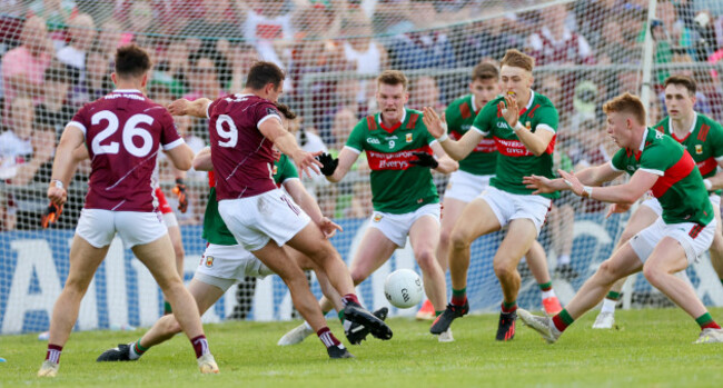 john-maher-attempts-a-late-shot