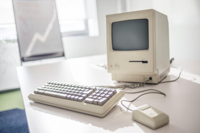 macintosh-128k-signed-by-steve-wozniak-release-date-january-1984-exhibited-at-macpaws-ukrainian-apple-museum-in-kiev-ukraine-on-january-26-2017-ukrainian-developer-macpaw-has-opened-apple-hard