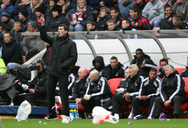 soccer-barclays-premier-league-sunderland-v-newcastle-united-stadium-of-light-sunderland-manager-roy-keane-shouts-orders-on-the-touchline-as-newcastle-united-interim-manager-joe-kinnear-far-ri