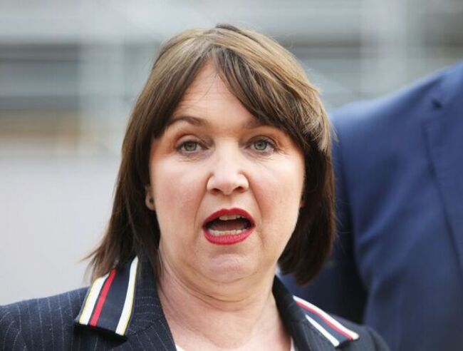 6899 FF proposals_90540831