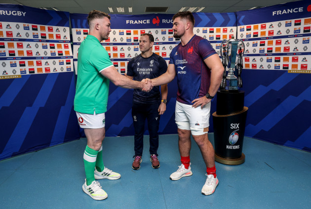 karl-dickson-with-peter-omahony-and-gregory-alldritt-at-the-coin-toss