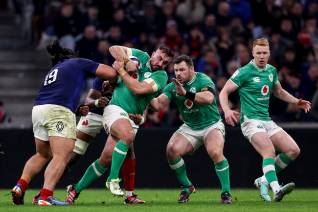 posolo-tuilagi-tackles-ronan-kelleher-with-cian-healy-and-ciaran-frawley