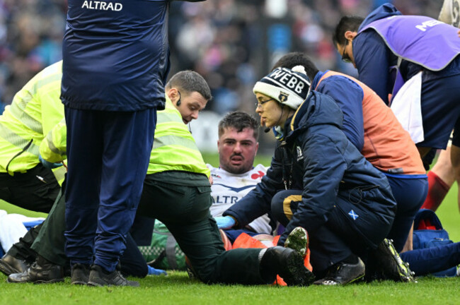 gregory-alldritt-goes-off-injured