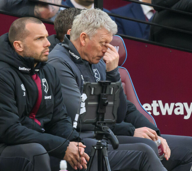 london-uk-11th-feb-2024-11-feb-2024-west-ham-united-v-arsenal-premier-league-london-stadium-west-ham-manager-david-moyes-picture-credit-mark-painalamy-live-news