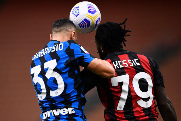 milan-italy-17-october-2020-danilo-dambrosio-of-fc-internazionale-and-franck-kessie-of-ac-milan-compete-for-a-header-during-the-serie-a-football-match-between-fc-internazionale-and-ac-milan-ac