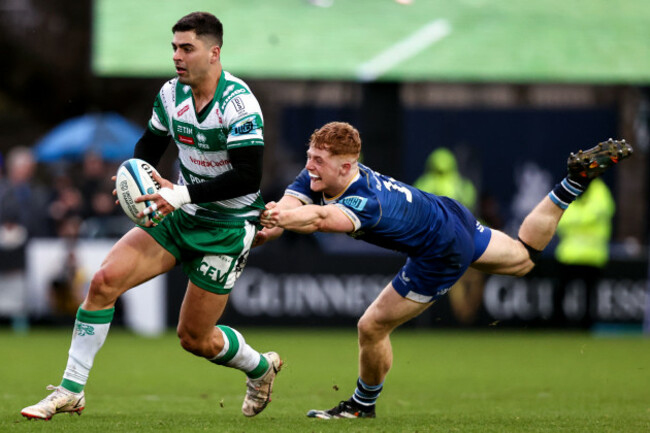 thomas-albornoz-is-tackled-by-henry-mcerlean