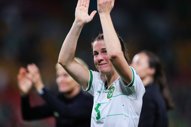 niamh-fahey-applauds-the-fans-after-the-game