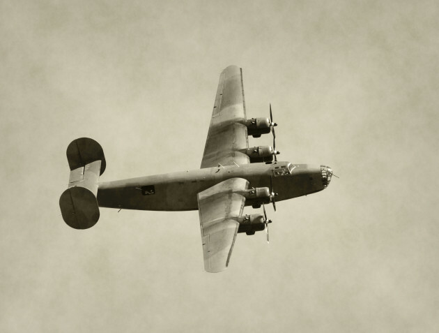 American bombers flying around the world