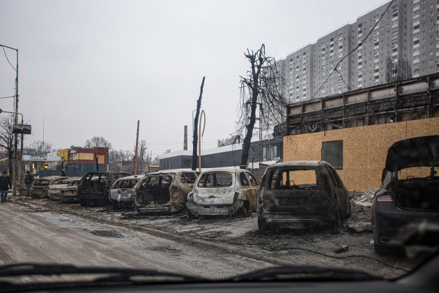 happy-2024car-sales-put-on-hold-in-kiev-after-massive-airstrike-on-2-january-elements-of-intercepted-missile-crushed-and-exploded-by-car-dealership