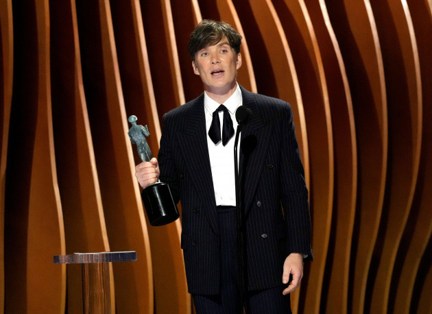 cillian-murphy-accepts-the-award-for-outstanding-performance-by-a-male-actor-in-a-leading-role-for-oppenheimer-during-the-30th-annual-screen-actors-guild-awards-on-saturday-feb-24-2024-at-the-sh