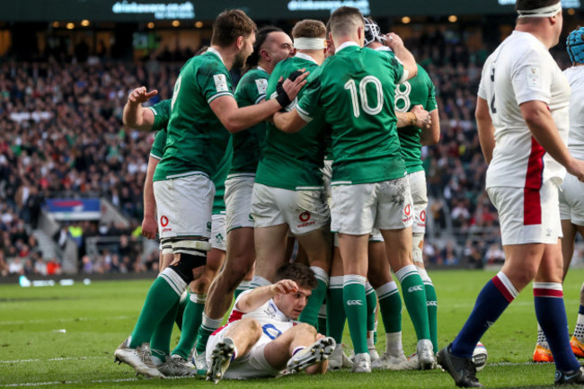 irelands-players-celebrate-hugo-keenans-try