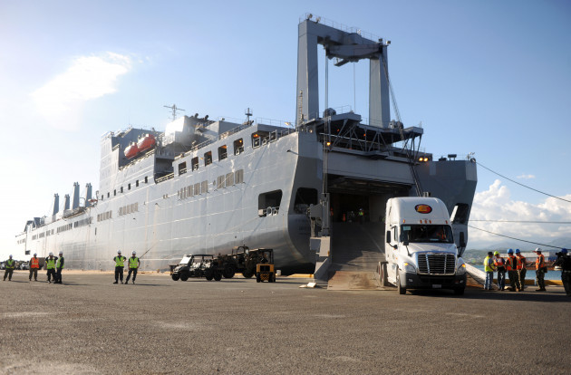 ponce-puerto-rico-the-military-sealift-commands-usns-brittin-t-akr-305-offloads-after-docking-at-the-rafael-cordero-santiago-port-of-the-americas-on-nov-3-carrying-femas-largest-shipment-to-d