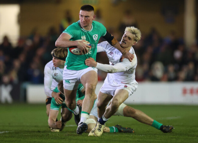 ben-oconnor-goes-past-archie-mcparland