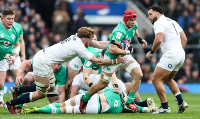 josh-van-der-flier-breaks-through-the-tackle-of-ollie-chessum