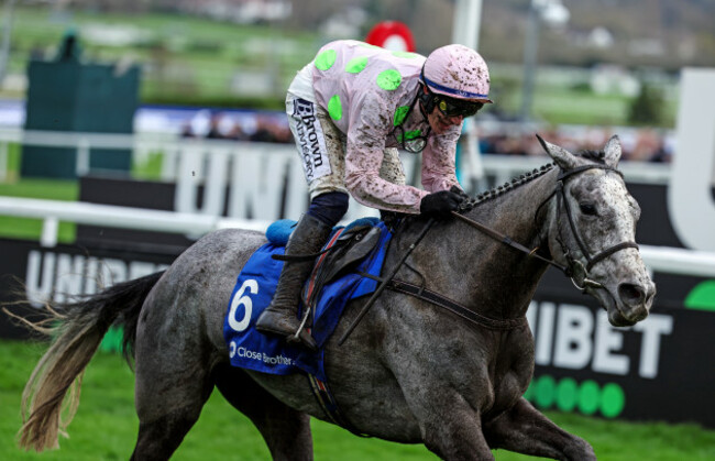 paul-townend-onboard-lossiemouth-comes-home-to-win