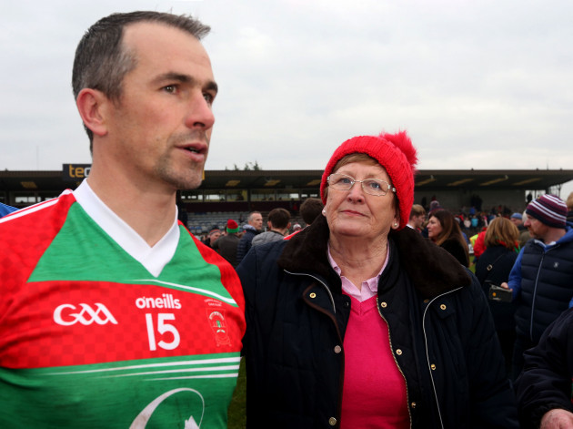 dessie-dolan-with-his-mother-irene-after-the-game