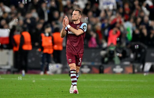 london-uk-14th-mar-2024-vladimir-coufal-west-ham-applauds-the-fans-at-the-end-of-the-game-during-the-west-ham-vs-sc-freiburg-uefa-europa-league-last-16-2nd-leg-match-at-the-london-stadium-st