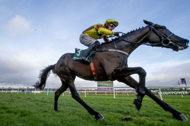 paul-townend-onboard-galopin-des-champs-comes-home-to-win