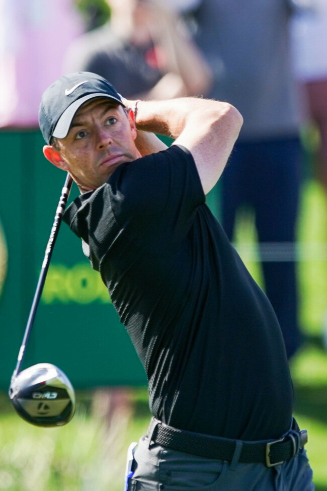 ponte-vedra-beach-florida-usa-14th-mar-2024-rory-mcilroy-tees-off-the-18th-hole-during-the-first-round-of-the-2024-players-championship-at-tpc-sawgrass-credit-image-debby-wongzuma-pres