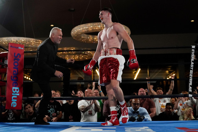 callum-walsh-reacts-after-knocking-out-luis-garcia-in-a-super-welterweight-boxing-match-thursday-may-12-2022-in-montebello-calif-ap-photoashley-landis