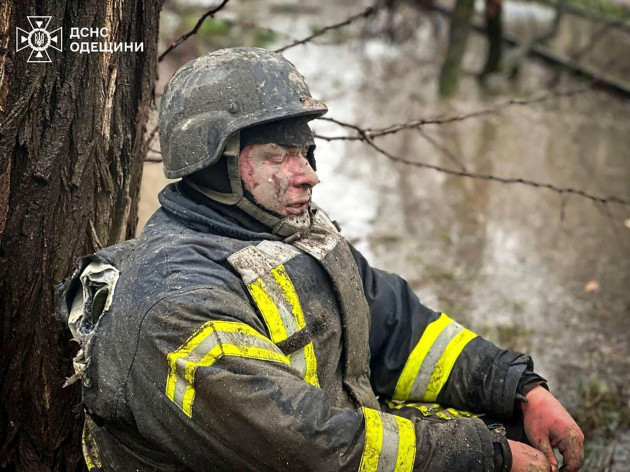 in-this-photo-provided-by-the-ukrainian-emergency-service-an-emergency-serviceman-takes-a-moment-after-a-russian-attack-in-odesa-ukraine-friday-march-15-2024-a-russian-missile-strike-on-odesa-in