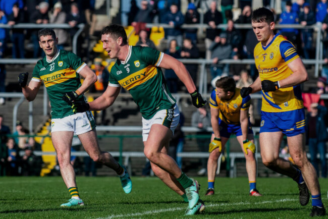 joe-oconnor-celebrates-his-goal
