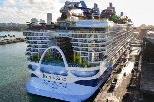 miami-florida-usa-27-january-2024-rear-view-of-the-biggest-cruise-ship-in-the-world-icon-of-the-seas-operated-by-royal-caribbean-international