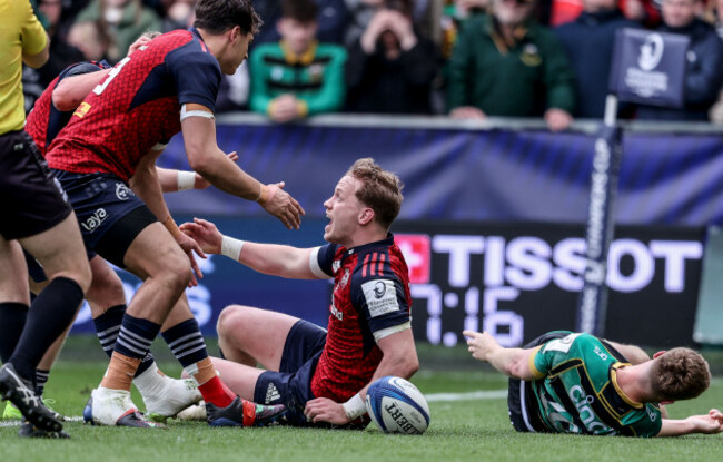 mike-haley-celebrates-after-scoring-a-try