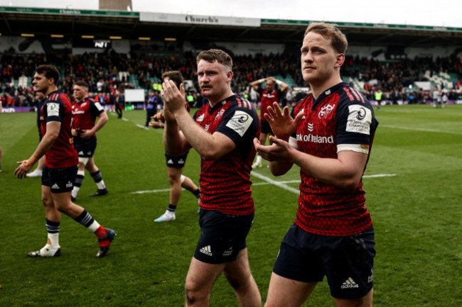 sean-obrien-and-mike-haley-applaud-the-fans-after-the-game-dejected-after-the-game