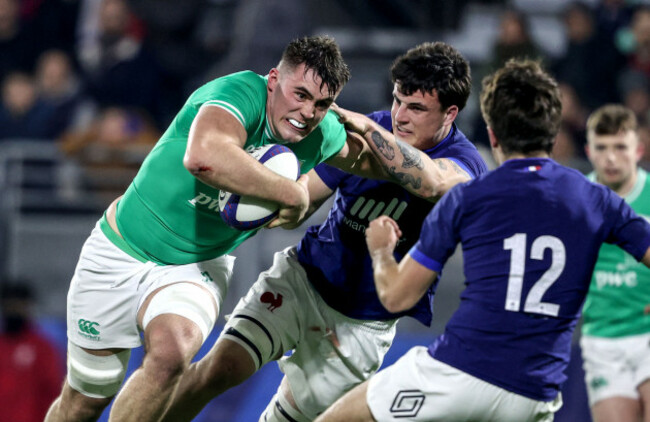 brian-gleeson-with-noa-zinzen-and-axel-desperes