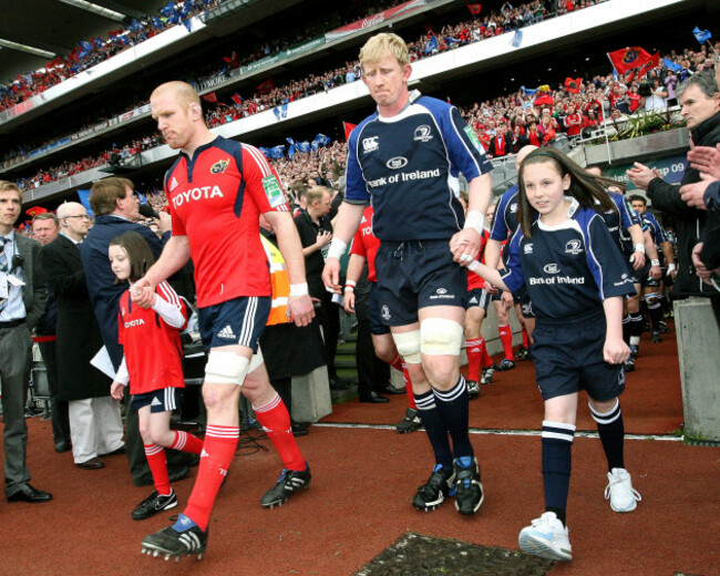 leo-cullen-and-paul-oconnell-with-the-team-mascots