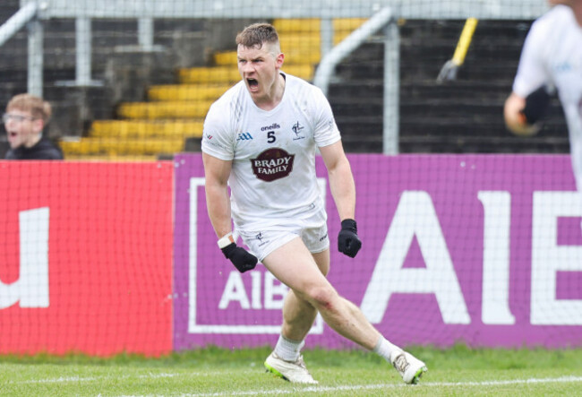 jack-sargent-celebrates-after-scoring-the-winning-point