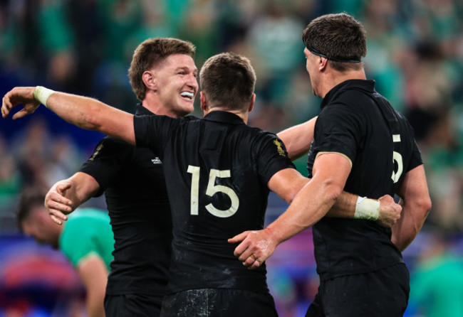 jordie-barrett-beauden-barrett-and-scott-barrett-celebrate-together-after-winning