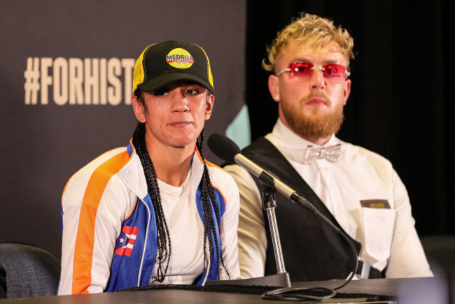 amanda-serrano-during-the-post-fight-press-conference