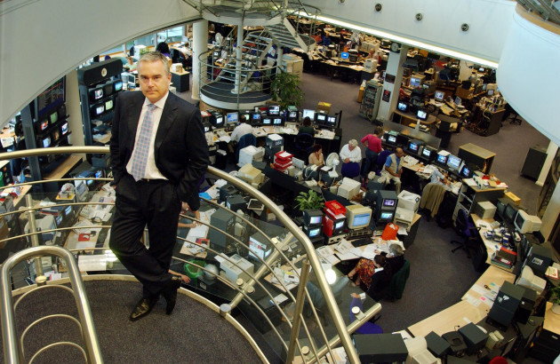 huw-edwards-in-the-bbc-newsroom-15704-pilston