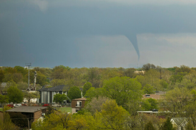 ytornado in sky