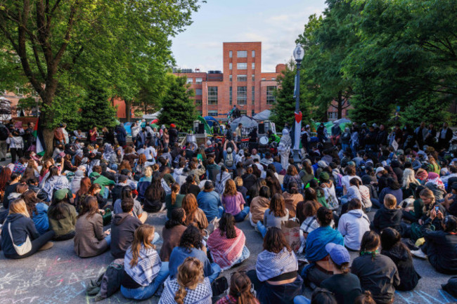 washington-united-states-26th-apr-2024-students-protest-for-palestine-on-the-campus-of-george-washington-university-on-april-26-2024-in-washington-dc-protests-and-encampments-have-sprung-up-on