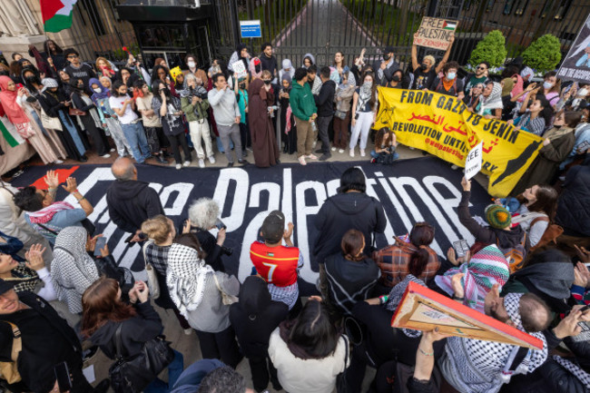 pro-palestinian-protesters-demonstrate-outside-the-columbia-encampment-where-students-and-their-allies-have-barricaded-themselves-inside-hamilton-hall-on-april-30-2024-in-new-york-city-police-arrest