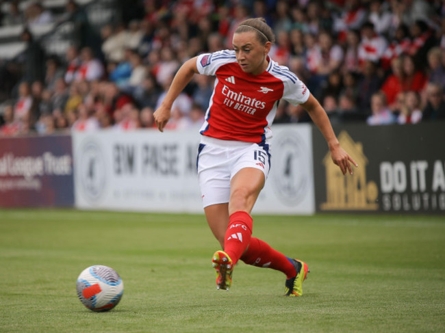 borehamwood-uk-18th-may-2024-borehamwood-england-may-18-2024-katie-mccabe-15-arsenal-in-action-during-the-barclays-fa-womens-super-league-game-between-arsenal-and-brighton-and-hove-albion-at