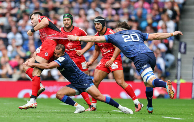 blair-kinghorn-is-tackled-by-jamison-gibson-park-and-jack-conan