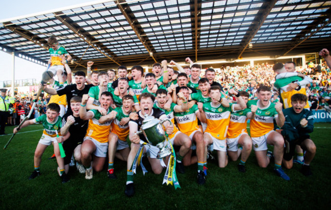 offaly-celebrate-winning