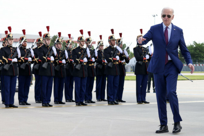 orly-france-05th-june-2024-french-prime-minister-welcomes-us-president-joe-biden-at-orly-airport-france-on-june-5-2024-on-thursday-the-president-of-the-united-states-will-travel-to-the-normand