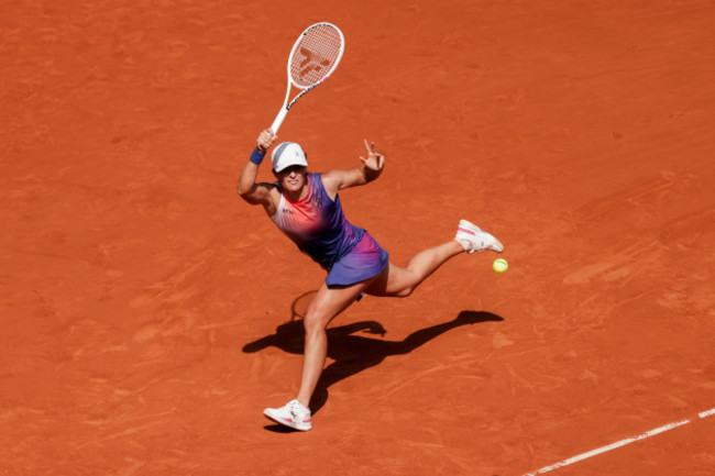 paris-france-6th-june-2024-tennis-player-iga-swiatek-from-poland-at-the-2024-french-open-grand-slam-tennis-tournament-in-roland-garros-paris-france-frank-molteralamy-live-news