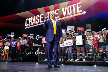 Trump returns to campaign trail and calls for appeals court to ...