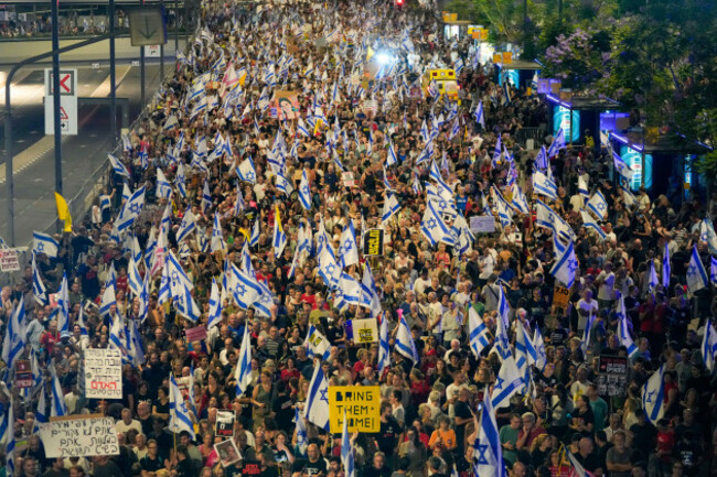 people-protest-against-israeli-prime-minister-benjamin-netanyahus-government-and-call-for-the-release-of-hostages-held-in-the-gaza-strip-by-the-hamas-militant-group-in-tel-aviv-israel-saturday-ju