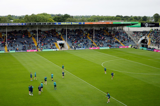 limerick-players-warm-up