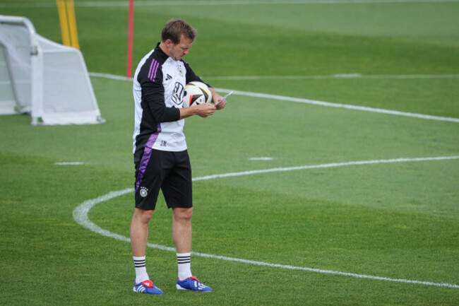 herzogenaurach-germany-10th-june-2024-soccer-european-championship-national-team-training-germany-coach-julian-nagelsmann-during-public-training-at-the-adi-dassler-stadium-credit-christian-c