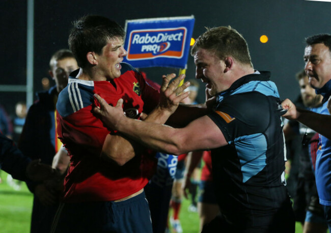 donncha-ocallaghan-has-a-disagreement-with-moray-law-at-the-full-time-whistle