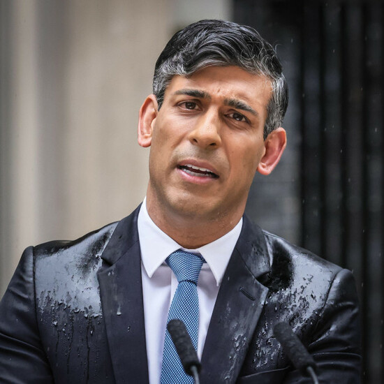 london-uk-22nd-may-2024-rishi-sunak-prime-minister-of-the-united-kingdom-announces-the-date-for-the-next-general-election-to-be-the-4th-of-july-2024-with-a-speech-from-a-lectern-outside-10-downi