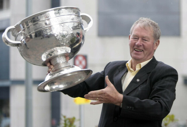 micheal-o-muircheartaigh-to-retire